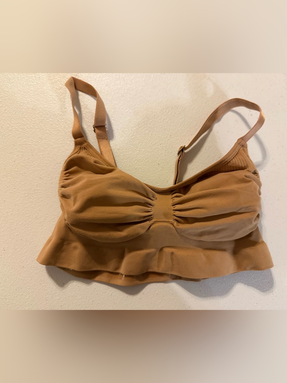 SKIMS seamless sculpting bralette distinctive ruched cup detailing tan large